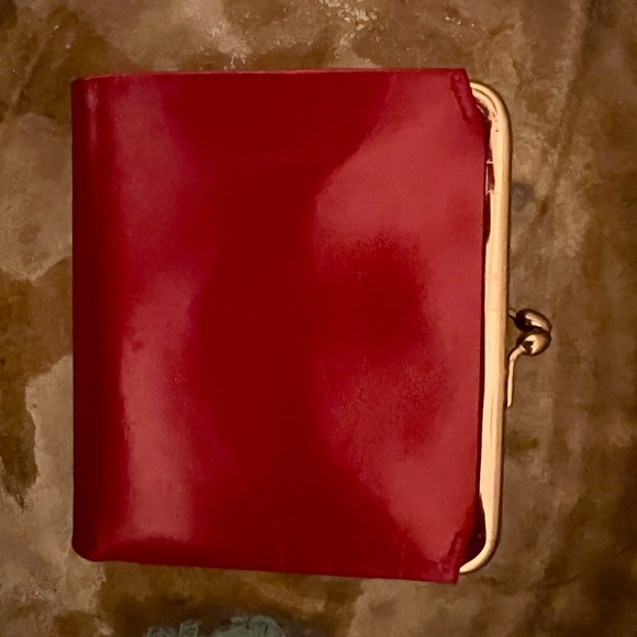 Princess Gardner luster glow leather vintage wallet - Picture 2 of 3